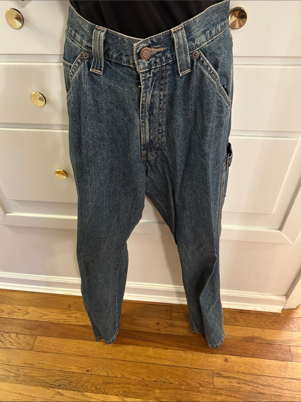 Relaxed Fit Men’s Denim Jeans in Washed Blue